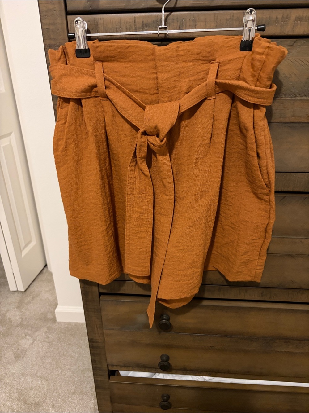 High-Waist Paperbag Elastic Back Belted Rust Shorts